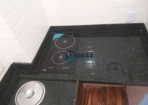 Imagem Kitnet com 1 Quarto à Venda, 30 m² em Centro - Niterói