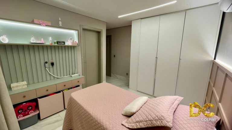 Imagem Casa de Condomínio com 4 Quartos à Venda, 300 m² em Ribeirão Do Lipa - Cuiabá Imagem Casa de Condomínio com 4 Quartos à Venda, 300 m² em Ribeirão Do Lipa - Cuiabá
