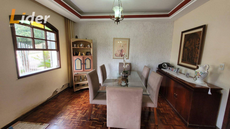 Imagem Casa com 3 Quartos à Venda, 281 m² em Bom Clima - Juiz De Fora
