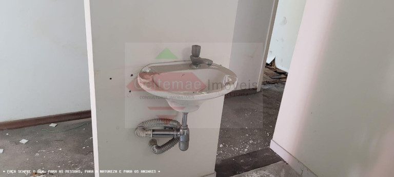 Imagem Casa com 6 Quartos à Venda, 205 m² em Centro - Taubaté Imagem Casa com 6 Quartos à Venda, 205 m² em Centro - Taubaté