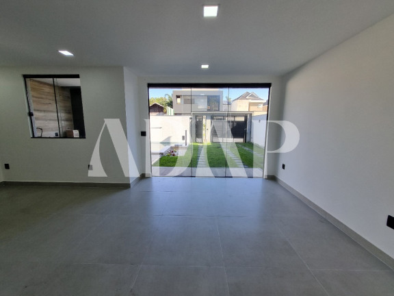 Imagem Casa com 4 Quartos à Venda, 200 m² em Vargem Pequena - Rio De Janeiro