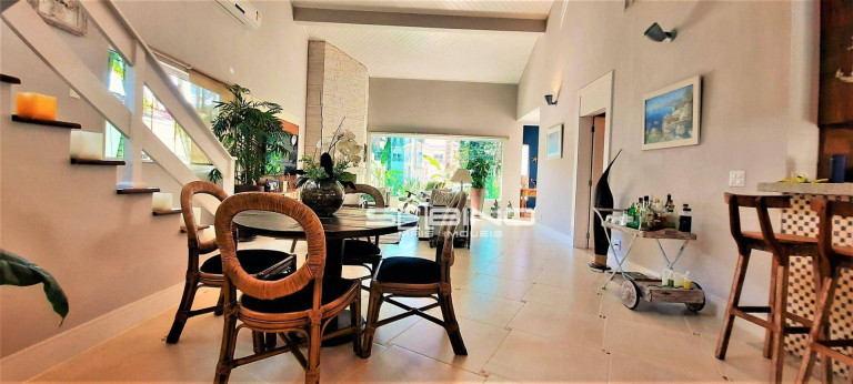 Imagem Casa com 5 Quartos à Venda, 329 m² em Riviera De São Lourenço - Bertioga Imagem Casa com 5 Quartos à Venda, 329 m² em Riviera De São Lourenço - Bertioga