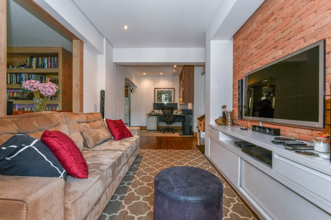 Imagem Apartamento com 2 Quartos à Venda, 126 m² em Real Parque - São Paulo