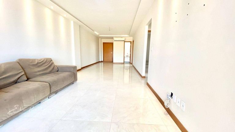 Imagem Apartamento com 3 Quartos para Alugar, 170 m² em Marista - Colatina Imagem Apartamento com 3 Quartos para Alugar, 170 m² em Marista - Colatina