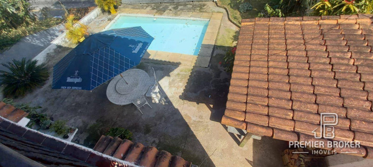 Imagem Casa com 4 Quartos à Venda, 230 m² em Bom Retiro - Teresópolis Imagem Casa com 4 Quartos à Venda, 230 m² em Bom Retiro - Teresópolis