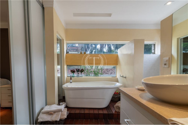 Imagem Casa com 5 Quartos à Venda, 528 m² em Brooklin Paulista - São Paulo Imagem Casa com 5 Quartos à Venda, 528 m² em Brooklin Paulista - São Paulo