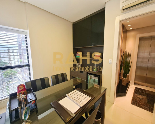 Imagem Apartamento com 3 Quartos à Venda, 307 m² em Atiradores - Joinville