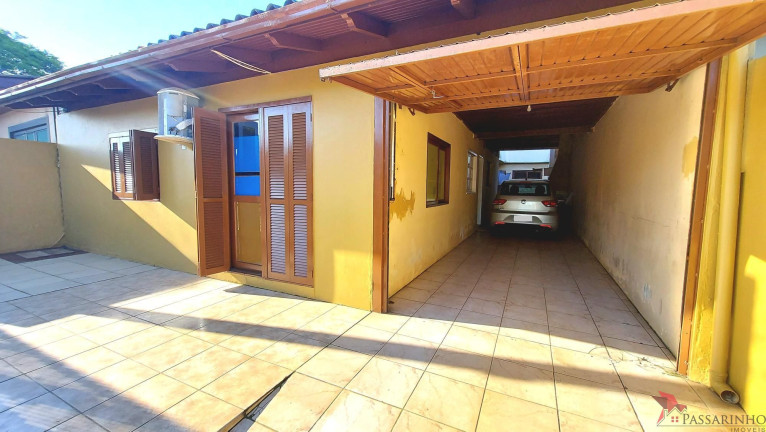 Imagem Casa com 6 Quartos à Venda, 220 m² em Getúlio Vargas - Torres Imagem Casa com 6 Quartos à Venda, 220 m² em Getúlio Vargas - Torres
