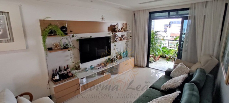 Imagem Imóvel com 4 Quartos à Venda, 176 m² em Treze De Julho - Aracaju Imagem Imóvel com 4 Quartos à Venda, 176 m² em Treze De Julho - Aracaju