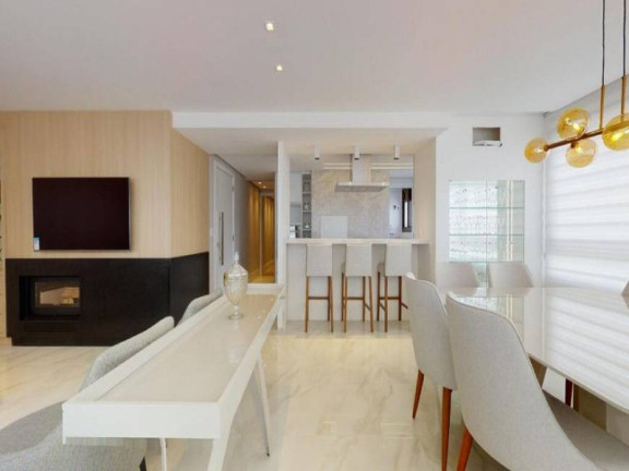 Imagem Apartamento com 3 Quartos à Venda, 125 m² em Petrópolis - Porto Alegre
