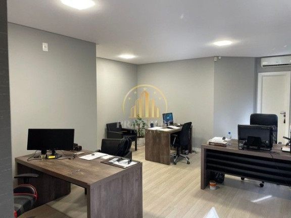 Sala Comercial à Venda, 48 m² em Ariribá - Balneário Camboriú