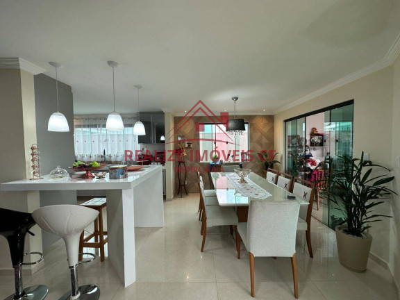 Imagem Casa de Condomínio com 4 Quartos à Venda, 204 m² em Nova Sao Pedro - São Pedro Da Aldeia