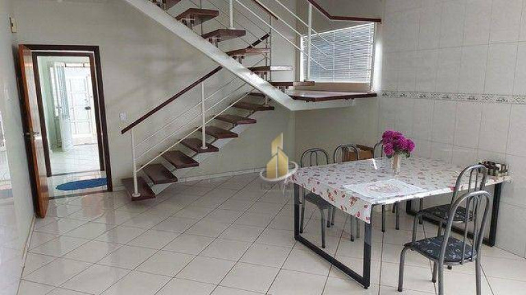 Imagem Sobrado com 5 Quartos à Venda, 319 m² em Loteamento Residencial Vista Linda - São José Dos Campos Imagem Sobrado com 5 Quartos à Venda, 319 m² em Loteamento Residencial Vista Linda - São José Dos Campos