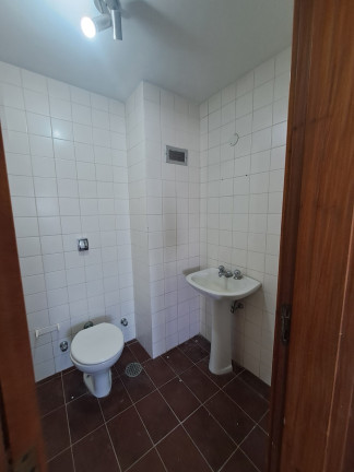Imagem Imóvel com 4 Quartos à Venda, 547 m² em Floresta - Porto Alegre Imagem Imóvel com 4 Quartos à Venda, 547 m² em Floresta - Porto Alegre