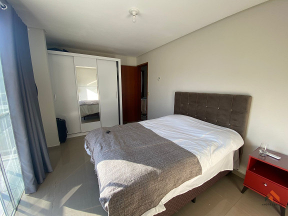 Imagem Apartamento com 2 Quartos à Venda, 65 m²