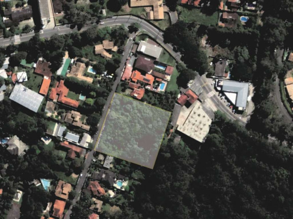 Terreno em Condomínio à Venda,  em Chácara Dos Lagos - Carapicuíba