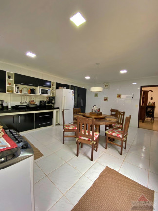 Imagem Casa com 4 Quartos à Venda, 738 m² em Vargem Grande - Rio De Janeiro Imagem Casa com 4 Quartos à Venda, 738 m² em Vargem Grande - Rio De Janeiro