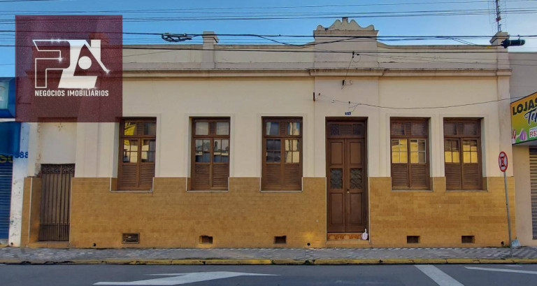 Imagem Casa com 3 Quartos à Venda, 256 m² em Centro - Lorena Imagem Casa com 3 Quartos à Venda, 256 m² em Centro - Lorena