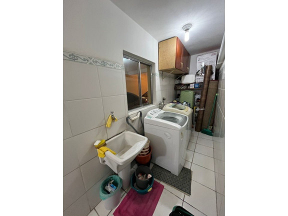 Imagem Sobrado com 3 Quartos à Venda, 200 m² em Jardim Das Flores - Osasco Imagem Sobrado com 3 Quartos à Venda, 200 m² em Jardim Das Flores - Osasco