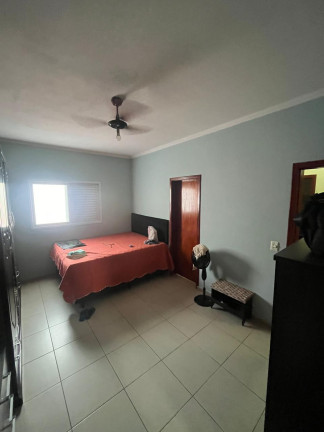 Imagem Casa com 2 Quartos à Venda, em Centro - Iperó Imagem Casa com 2 Quartos à Venda, em Centro - Iperó