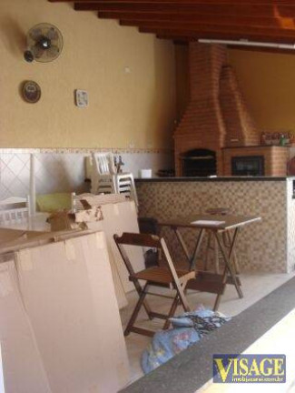 Imagem Casa à Venda, 180 m² em Jd. Terras De Sao Joao - Jacareí Imagem Casa à Venda, 180 m² em Jd. Terras De Sao Joao - Jacareí