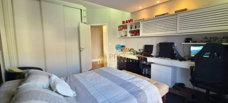 Imagem Sobrado com 4 Quartos à Venda, 350 m² em Jardim Das Colinas - São José Dos Campos