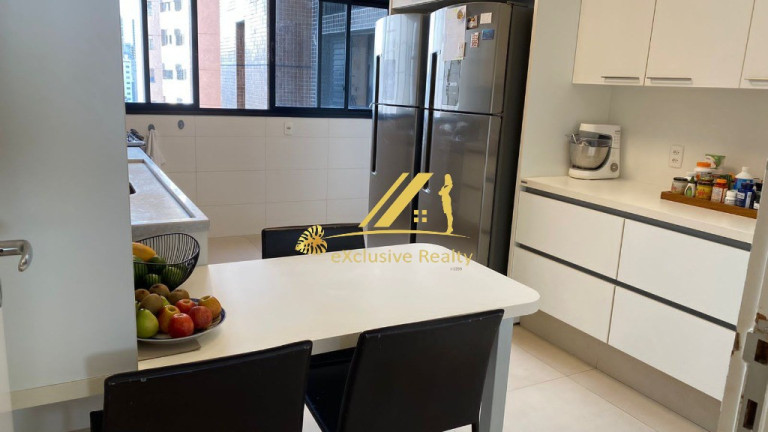 Imagem Imóvel com 4 Quartos à Venda, 268 m² em Barra - Salvador Imagem Imóvel com 4 Quartos à Venda, 268 m² em Barra - Salvador