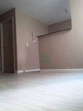 Imagem Apartamento com 2 Quartos à Venda, 44 m² em água Chata - Guarulhos