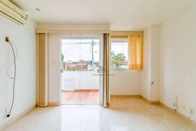 Imagem Casa com 3 Quartos à Venda, 165 m² em Piratininga - Niterói Imagem Casa com 3 Quartos à Venda, 165 m² em Piratininga - Niterói