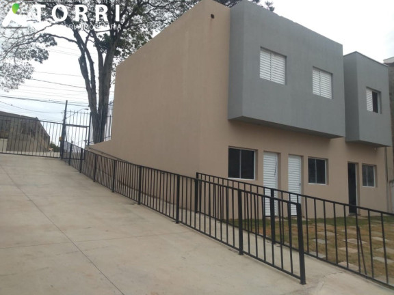 Imagem Imóvel com 2 Quartos à Venda, 52 m² em Lopes De Oliveira - Sorocaba Imagem Imóvel com 2 Quartos à Venda, 52 m² em Lopes De Oliveira - Sorocaba