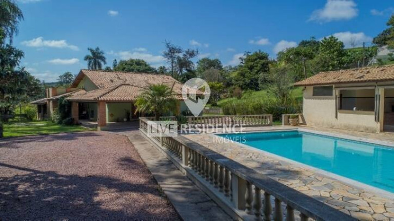 Imagem Chácara com 8 Quartos à Venda, 580 m² em Bairro Itapema - Itatiba Imagem Chácara com 8 Quartos à Venda, 580 m² em Bairro Itapema - Itatiba