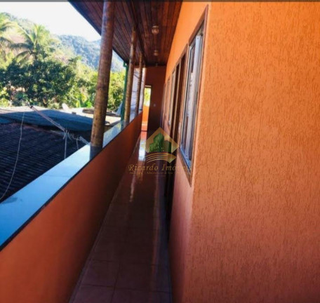Imagem Sobrado com 5 Quartos à Venda, 240 m² em Ipiranguinha - Ubatuba