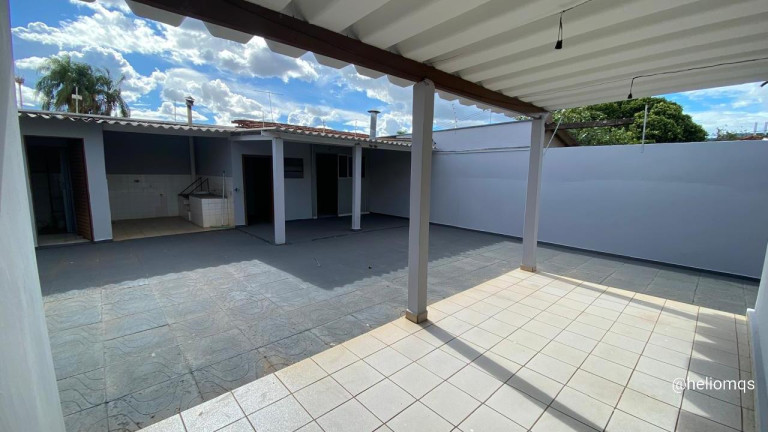 Imagem Casa com 7 Quartos à Venda, 184 m² em Monte Castelo - Campo Grande Imagem Casa com 7 Quartos à Venda, 184 m² em Monte Castelo - Campo Grande
