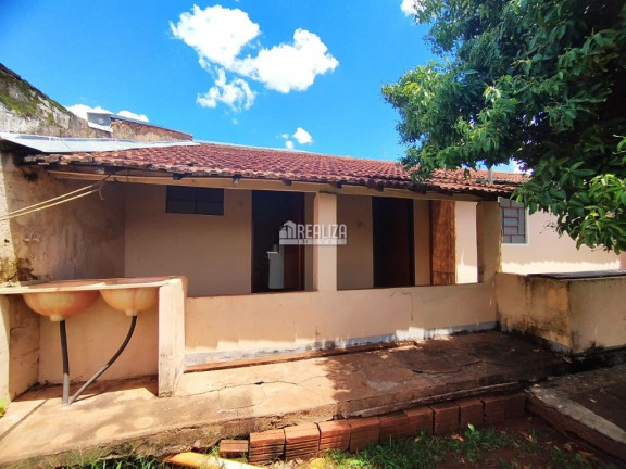Imagem Casa com 4 Quartos à Venda, 350 m² em São Benedito - Uberaba Imagem Casa com 4 Quartos à Venda, 350 m² em São Benedito - Uberaba