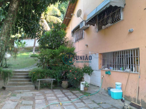 Imagem Casa com 5 Quartos à Venda, 209 m² em Itaipu - Niterói Imagem Casa com 5 Quartos à Venda, 209 m² em Itaipu - Niterói