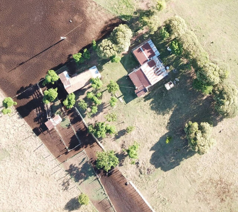 Imagem Imóvel com 2 Quartos à Venda, 1.300 m² em Santana Do Livramento Imagem Imóvel com 2 Quartos à Venda, 1.300 m² em Santana Do Livramento