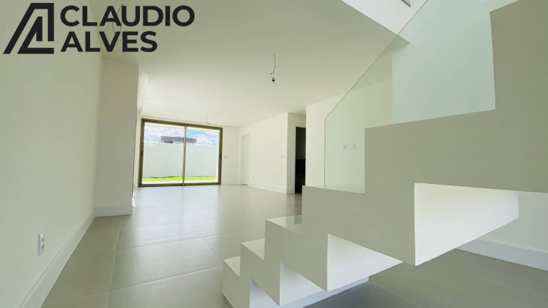 Imagem Casa de Condomínio com 4 Quartos à Venda, 225 m² em Papagaio - Feira De Santana Imagem Casa de Condomínio com 4 Quartos à Venda, 225 m² em Papagaio - Feira De Santana