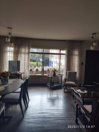 Casa com 4 Quartos à Venda, 253 m² em Vila Bastos - Santo André