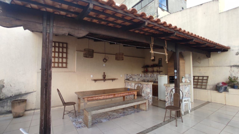 Imagem Casa com 3 Quartos à Venda, 290 m² em Nossa Senhora Da Conceição - Contagem Imagem Casa com 3 Quartos à Venda, 290 m² em Nossa Senhora Da Conceição - Contagem