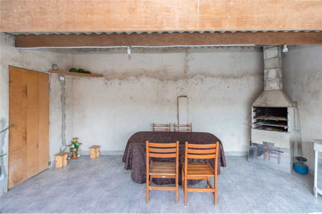 Imagem Casa com 3 Quartos à Venda, 170 m² em Jardim Das Imbuias - São Paulo