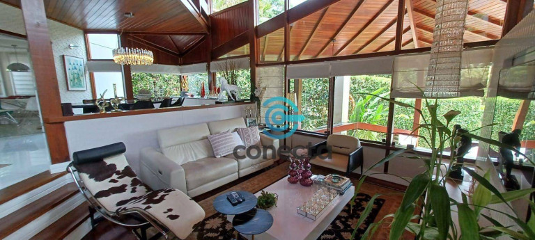 Imagem Casa com 3 Quartos à Venda, 350 m² em Itaipu - Niterói Imagem Casa com 3 Quartos à Venda, 350 m² em Itaipu - Niterói