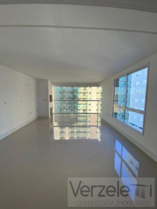 Imagem Apartamento com 4 Quartos à Venda, 251 m² em Meia Praia - Itapema