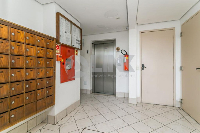 Imagem Apartamento com 2 Quartos à Venda, 51 m² em Sarandi - Porto Alegre