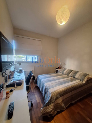 Imagem Apartamento com 4 Quartos à Venda, 180 m² em Barra Da Tijuca - Rio De Janeiro