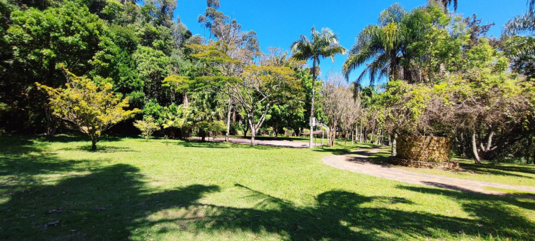 Imagem Chácara com 7 Quartos à Venda, 242.000 m² em Portão - Atibaia Imagem Chácara com 7 Quartos à Venda, 242.000 m² em Portão - Atibaia