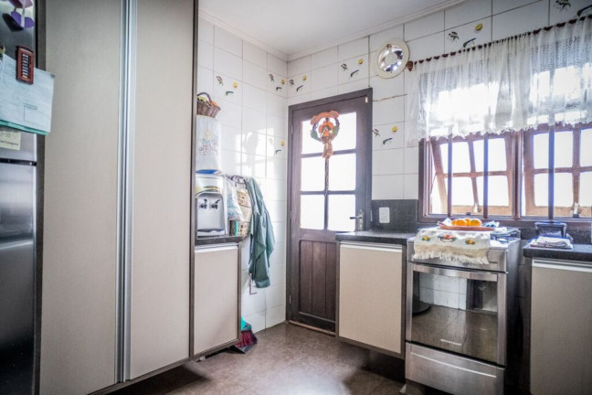 Imagem Imóvel com 4 Quartos à Venda,  em Sarandi - Porto Alegre
