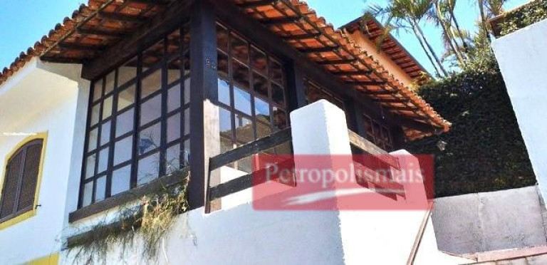 Imagem Casa com 3 Quartos à Venda, 166 m² em São Sebastião - Petrópolis Imagem Casa com 3 Quartos à Venda, 166 m² em São Sebastião - Petrópolis