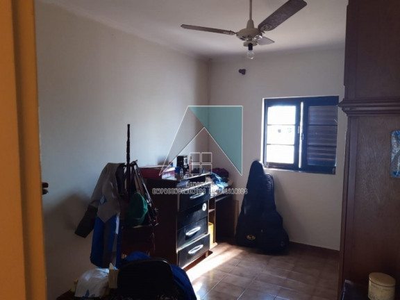 Imagem Casa com 3 Quartos à Venda, 213 m² em Monte Alegre - Ribeirão Preto Imagem Casa com 3 Quartos à Venda, 213 m² em Monte Alegre - Ribeirão Preto