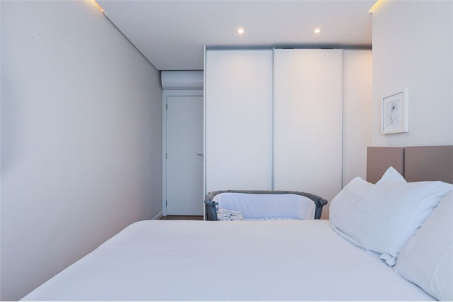 Imagem Imóvel com 3 Quartos à Venda, em Barra Funda - São Paulo Imagem Imóvel com 3 Quartos à Venda, em Barra Funda - São Paulo