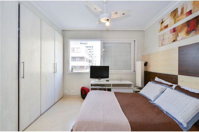Imagem Imóvel com 3 Quartos à Venda, em Moema - São Paulo Imagem Imóvel com 3 Quartos à Venda, em Moema - São Paulo